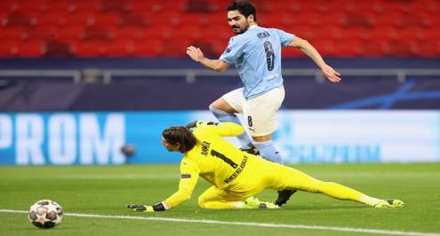 سيترك إرثا كبيرا.. جوندوجان من السيطرة الإنجليزية لمستقبل ضبابي مع برشلونة